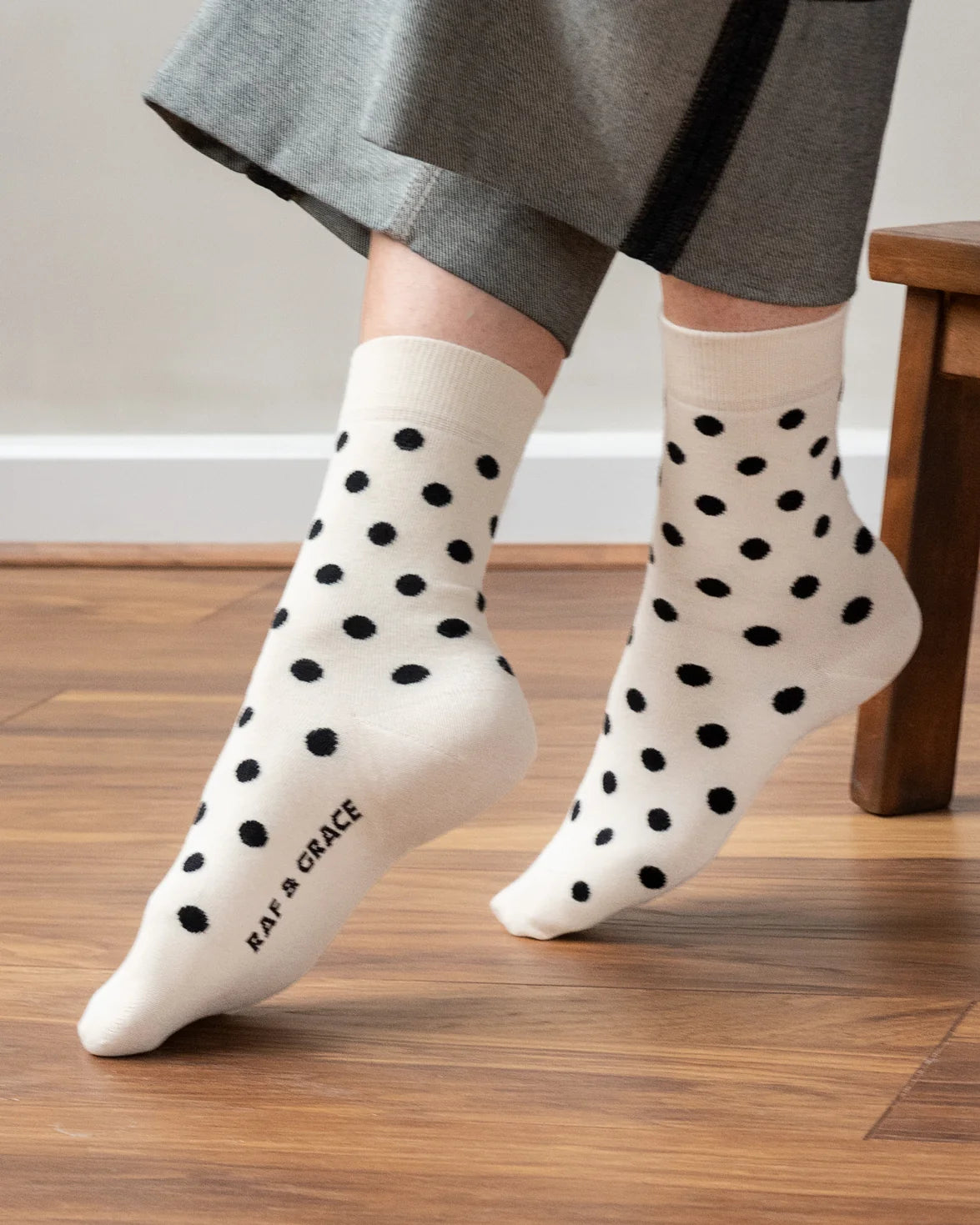Raf & Grace Sock Ecru/Black