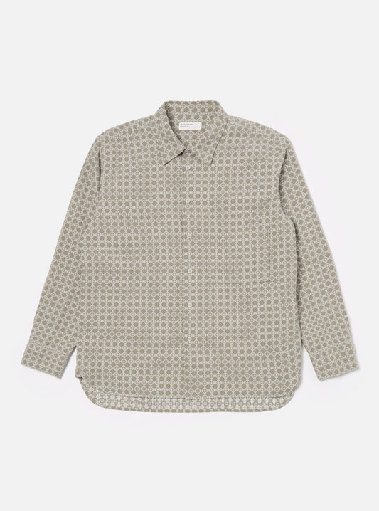 Universal Works Square Pocket Shirt in Sand/White Rhodes Cotton - M