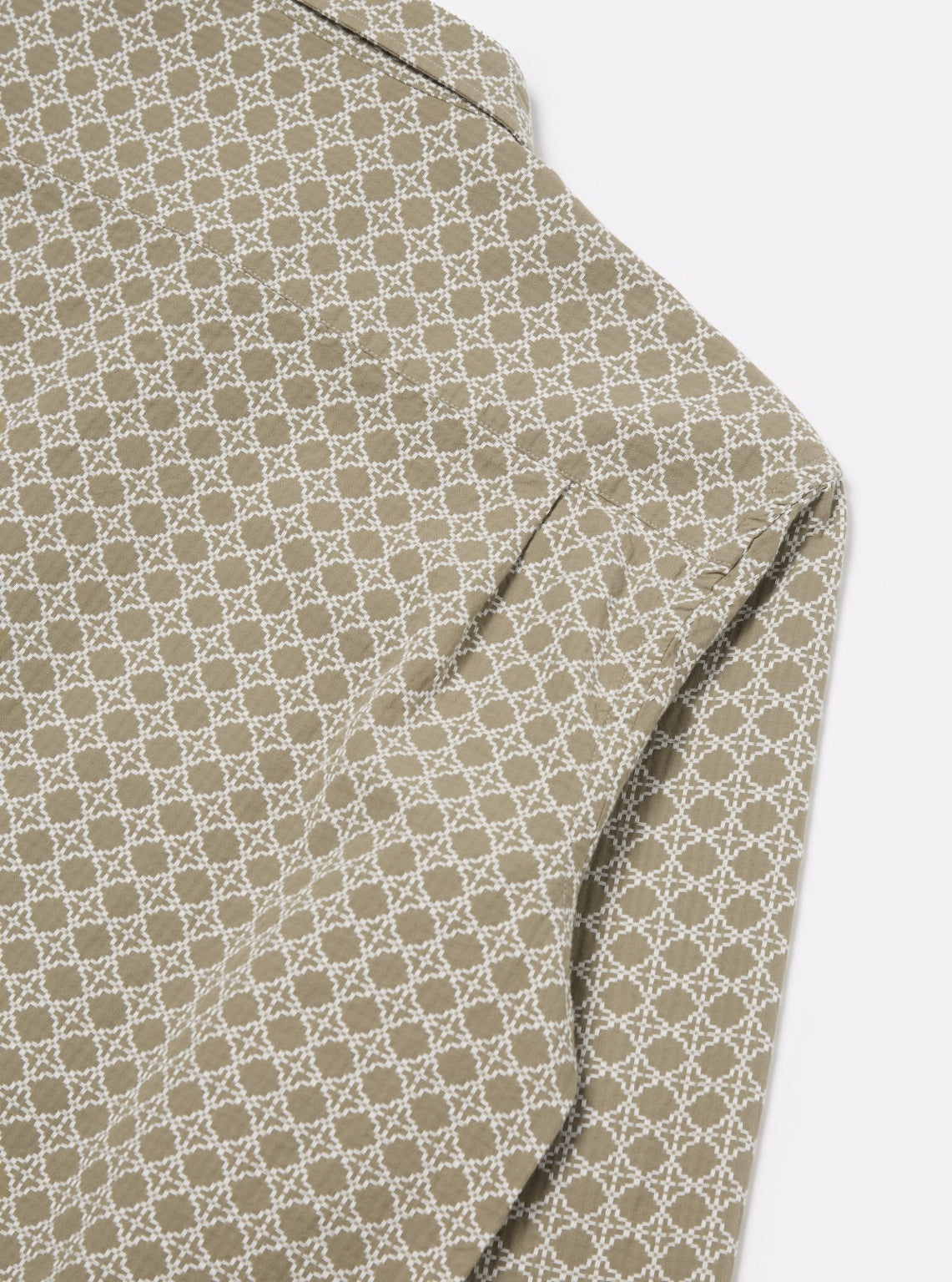 Universal Works Square Pocket Shirt in Sand/White Rhodes Cotton - M