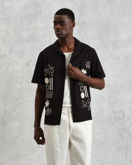 Didcot Black and Ecru Abstract Applique Short Sleeve Shirt