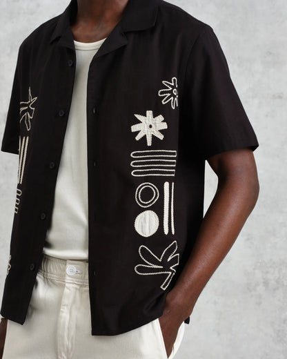 Didcot Black and Ecru Abstract Applique Short Sleeve Shirt